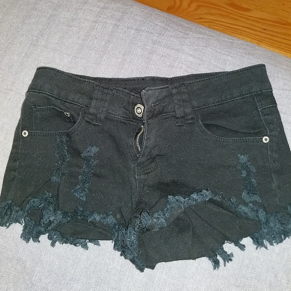 Ripped Jean shorts